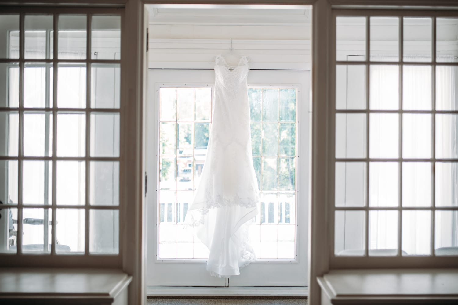 Ciara and Mikie weddings story frame 2: An Ontario wedding near Peterborough, with a full story from ceremony details through reception and after-party..