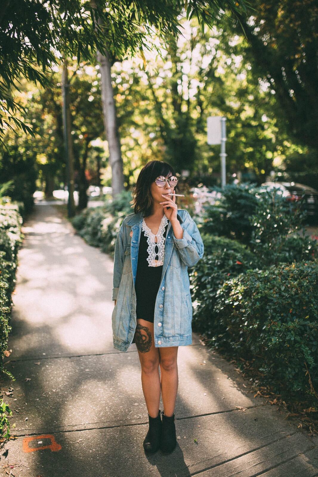 Savannah in Vancouver portraits story frame 7: Vancouver portraits for Savannah with pale walls, green city paths, soft street light and a gentle late-afternoon portrait rhythm.