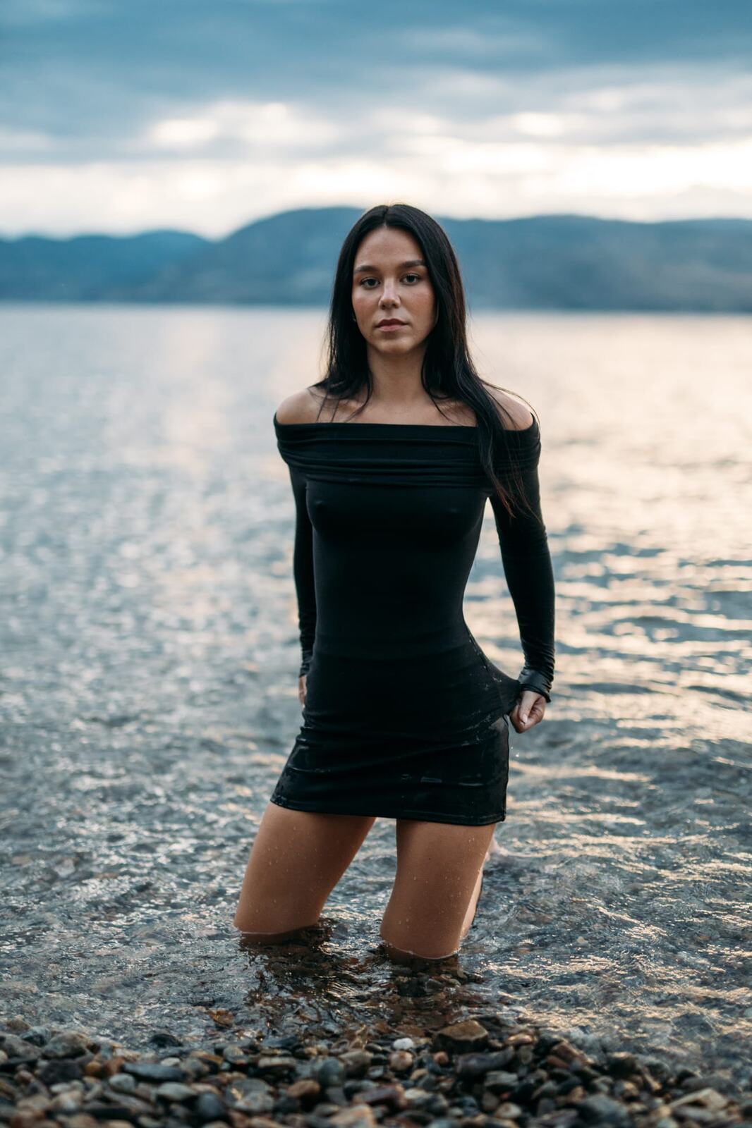 Shaylin at Bertram portraits story frame 23: A large Bertram session with water, green shade, outfit changes and Okanagan location detail that gives the story a clear place.