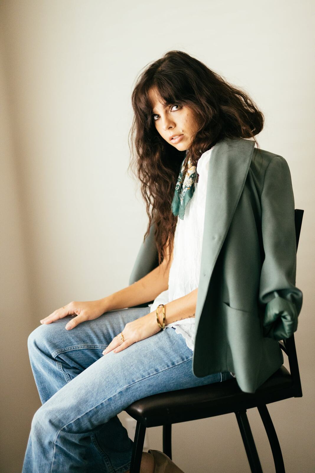 Sunny in Soft Indoor Light portraits story frame 10: A polished Sunny portrait set with a softer editorial feel.