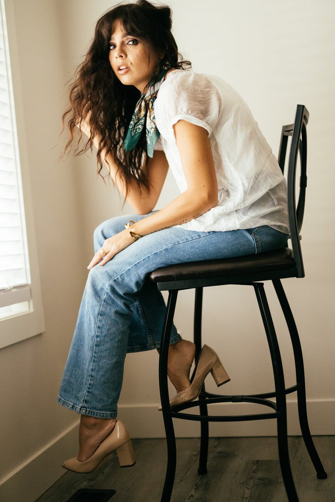 Sunny in Soft Indoor Light portraits story frame 18: A polished Sunny portrait set with a softer editorial feel.